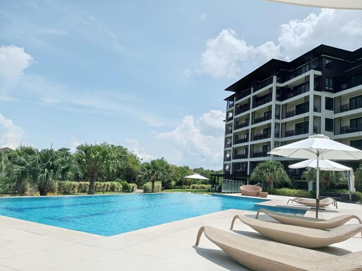 3 Bedroom / 2Ba - Anvaya Cove Courtyard Unit Morong  Exterior foto