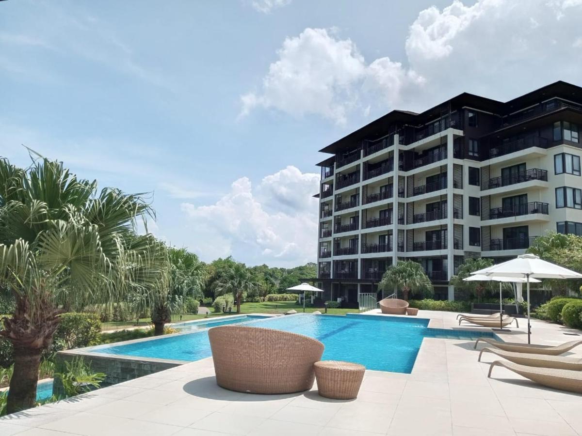 3 Bedroom / 2Ba - Anvaya Cove Courtyard Unit Morong  Exterior foto